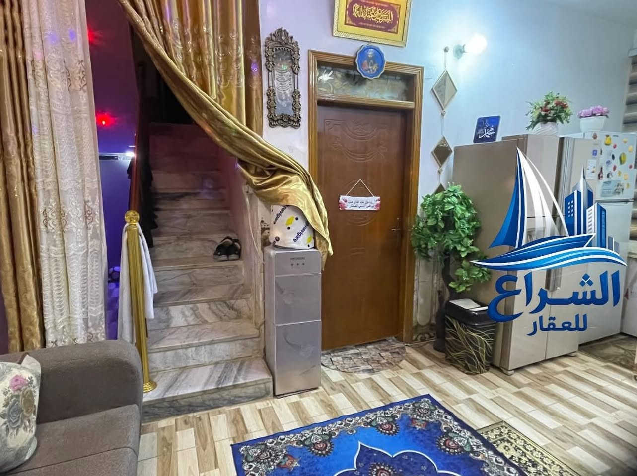🏠بيت للبيع #ركن #على ساحه
📍حي الباقر 

📐مساحه ١٣٣متر

‼️بناء حديث 

🕍البناء:

•الطابق الاول: 
•غرفه
•استقبال
•صاله 
•مطبخ 
•صحيات

•الطابق الثاني :تشطيب
•غرفتين 
•صاله 
•صحيات

•الطابق الثالث:
•غرفه 
•صطح 

#مكتب_الشراع_للعقار

📍الشوملي تقاطع زكي مقابيل صيدليه شيماء

🔺بيع وشراء العقارت 🔺إداره إملاك🔺إيجار🔺إستثمار
🔺نبيع عقارك بأسرع وقت وبأفضل سعر
🔺ثقتكم اساس نجاحنا..وخدمتكم أولويتنا...
🔺فرص عقارية مدروسة.. وخطوات ثابتة نحو النجاح
🔺خبرة وثقة للبيع والشراء والتأجير
🔺إمانه🔺مصداقيه🔺إلتزام

📞للإستفسار 

***********☎️
***********☎️
