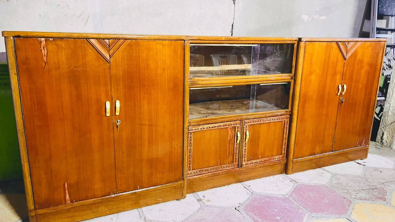 بوفيه نضد تسكام للبيع  ام المعرض ثگيله جدا قياس ٣ امتار السعر ٢٥٠ تفاصيل علرقم ***********  بي واتساب مكاني بلكفل
