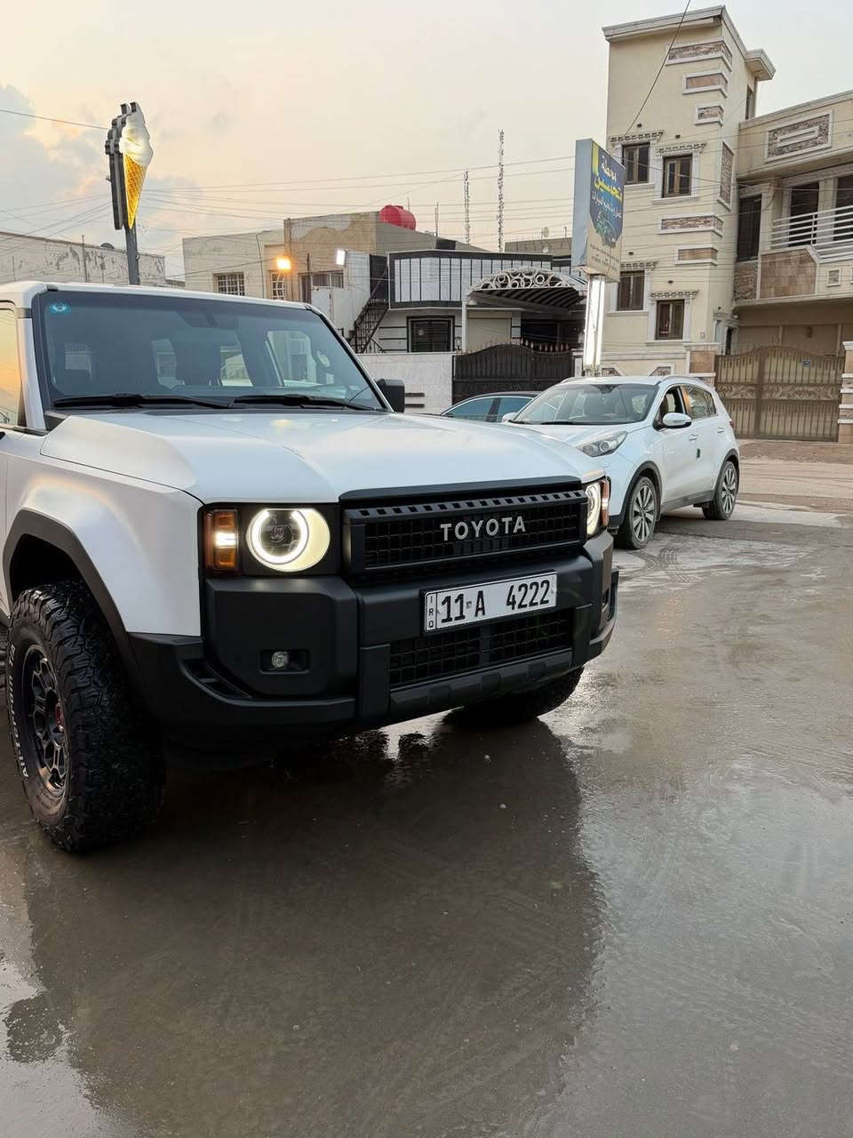 السلام عليكم للبيع فقط
برادو ساز ٢٠٢٤ 

خليجي مكفوله 

مواصفات عاديه فارغه 

رقم بغداد مميز بسمي 

مغلقه بي بي اف طافي 

ماشيه ٢٧ الف كيلو 

السياره مصروف عليها وجديده بمعنى كلمة 

السعر ٤٤٥٠٠$

العنوان . بغداد . زيونة 

***********
