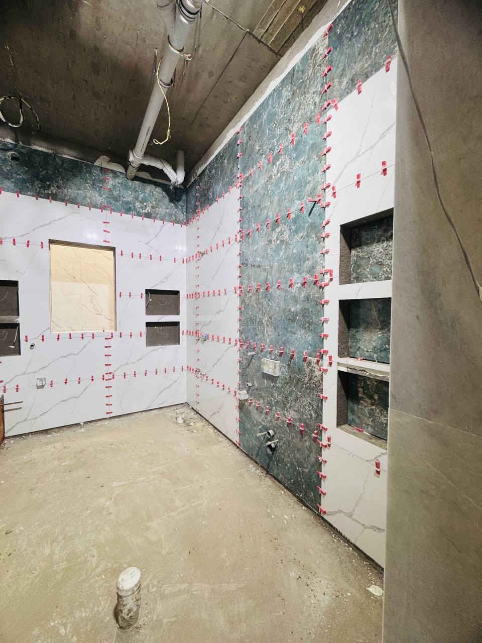 السلام عليكم خلفه بورسلين جدار وارضي شغل نضيف تسليم مهندس للاستفسار مراسله الصفحه او الاتصال***********
