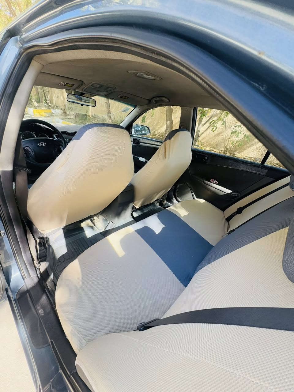 السلام عليكم
سوناتا 2010 وارد امريكي رقم اربيل سنوية 2030 هزة جديدة   محرك 2400 دوش لاتنقيص ولاتبخير  بيها 5قطع صبغ طخطخات وصبغتهن جمالية بدون دواخل
 (صور الصبغ اخر شي )
صدر أمامي خلفي جديد تخم تاير جديد تدفئة تبريد جاهزة السيارة من كلشي شاصي لغد كفالة

السعر 105 وبيها مجال

مكاني واسط الصويرة 

***********
