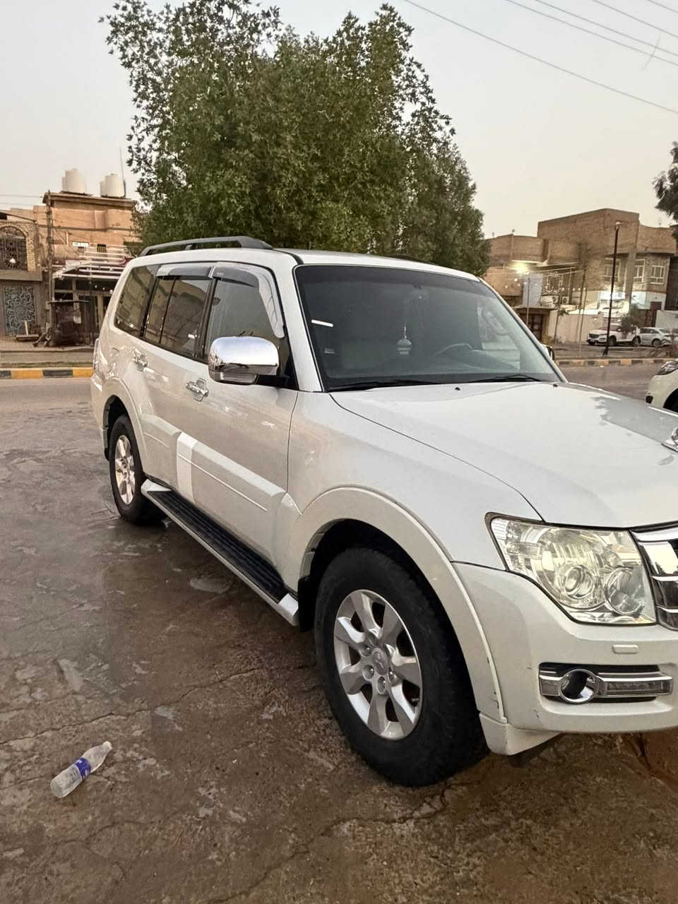 باجيرو حبتور موديل 2015 رقم بغداد مداور ثاني يوم مكفوله كفاله عامه من صبغ وبارد ماشيه 124 سياره جديده واستخدام شخصي السعر 170 وبيها مجال 
العنوان النجف مجمع الاميرات 
***********
