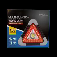 كشاف تحذير مثلث LED • ٥٠٠ لومن • شحن شمسي