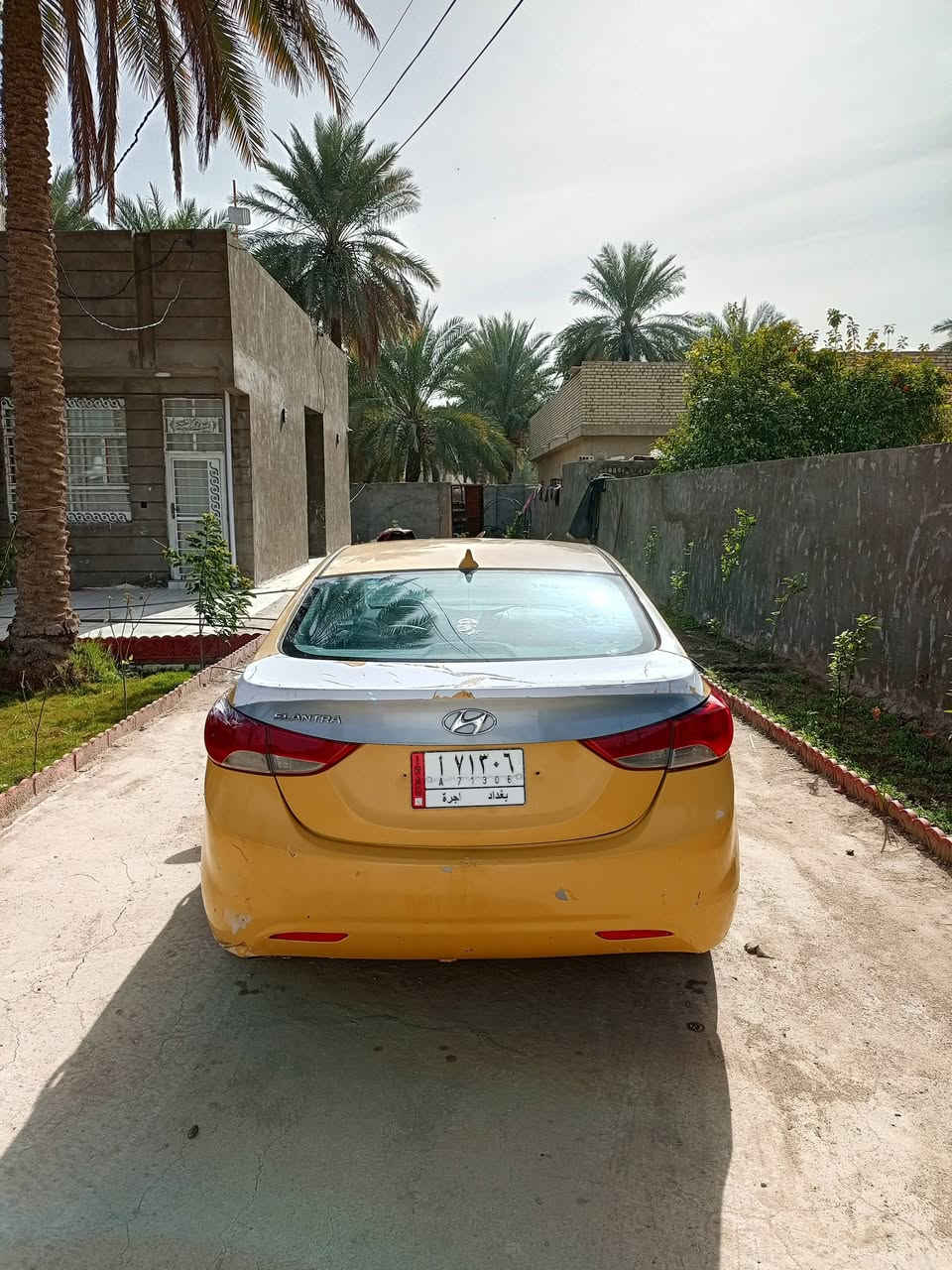 النترى موديل 2013 مكينه وكير مكفولات حداديه جديده تخم تاير جديد تبريد تدفئه حادث جاملغ خلفي وباب سايق مبدل بدون دواخل السعر 75ورقه مكاني حله المركز ***********  بيع فقط بدون مراوس
