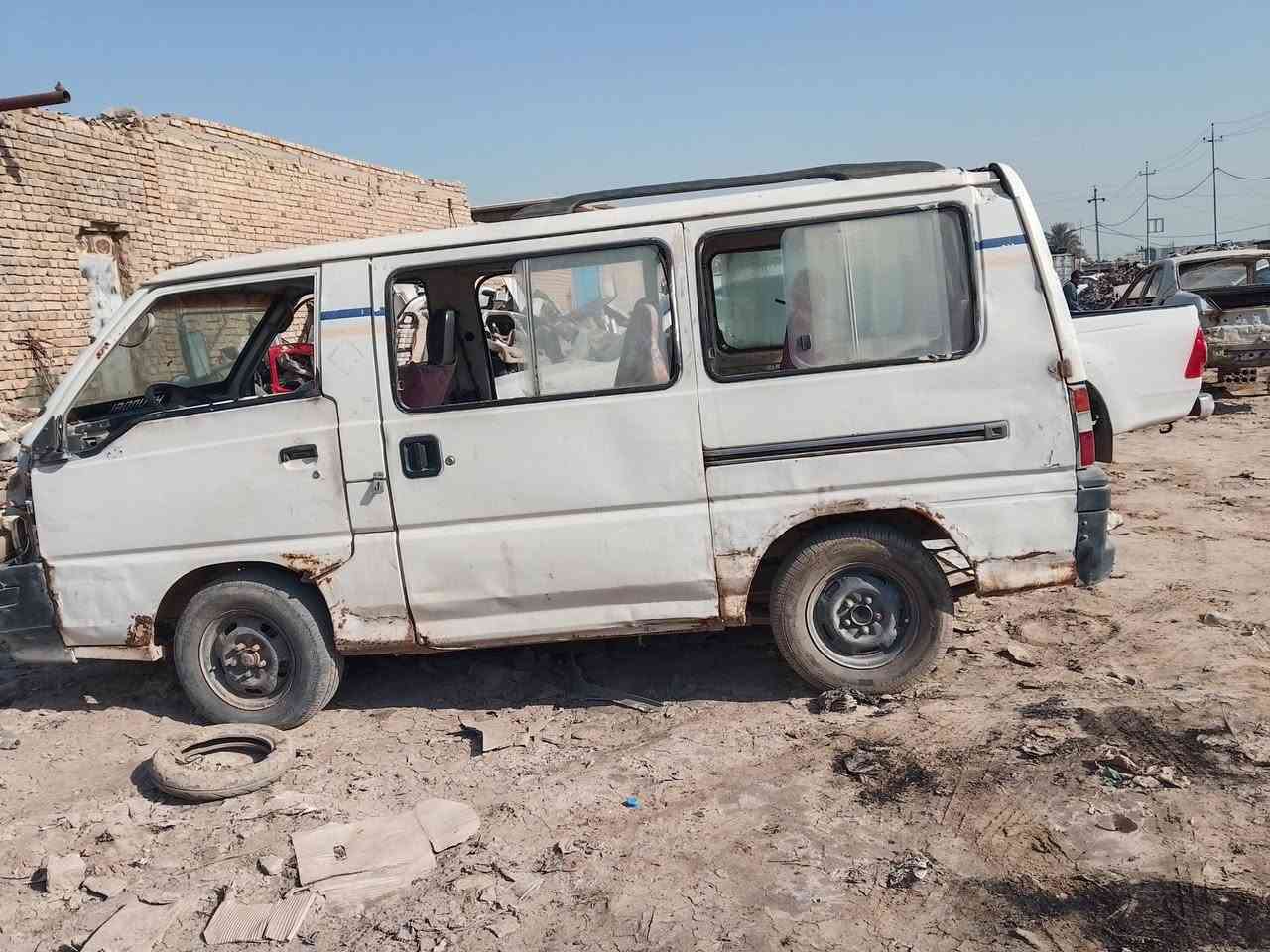 البيع رقم بصرة سنوية كارتونية بية بطة شغالة باتري جديد تيرات.جدد بدون تحويل عنوان واسط قضاء الحي حي صناعي..... رقم الهاتف ***********..السعر6.وراق.
