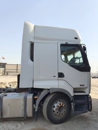 رينو • موديل ٢٠٠٢ • كير مكفول