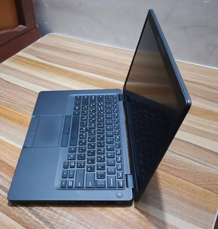 Dell Latitude 5400
Core i5 8th
Ram 8gb
Hard 256gb
لمس 
جهاز نضيف السعر 290الف


**إذا كنت صاحب هذا الإعلان وتريد حذفه لأي سبب، رجاءا أرسل رسالة إلى الدعم الفني**