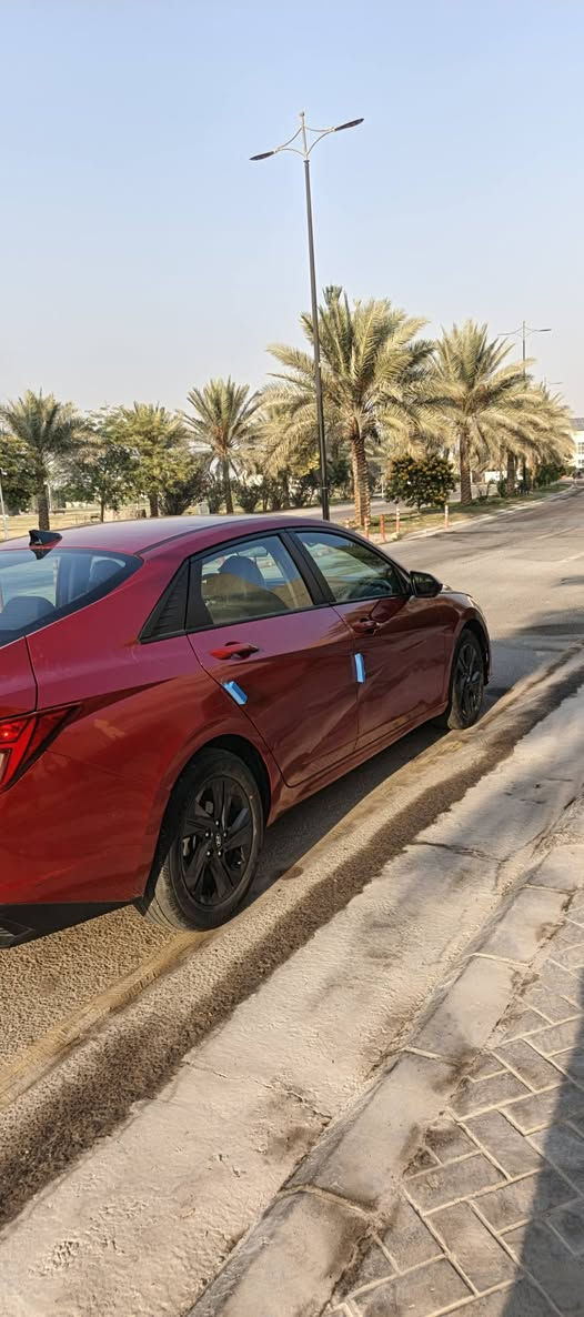 سلام عليكم النتره  هايبرد 2022بيه مكانات صبغ وبيه حالوب بل قماره سياره جاهزه ما ذب عليه ربع مكاني كربلاء بيع مستعجل 130وبيه مجال ***********
