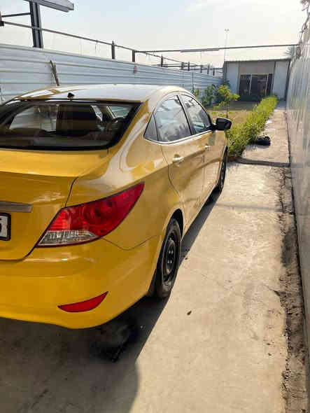 سلام عليكم 
# اكسنت خليجيه مكفوله السياره
موديل 2015
محرك الزغير اقتصادي 
مستعجل ع بيعته
السياره جاهزه كبل تشتغل بيه 
السعر78 ورقه قفل 
العنوان بغداد
***********
