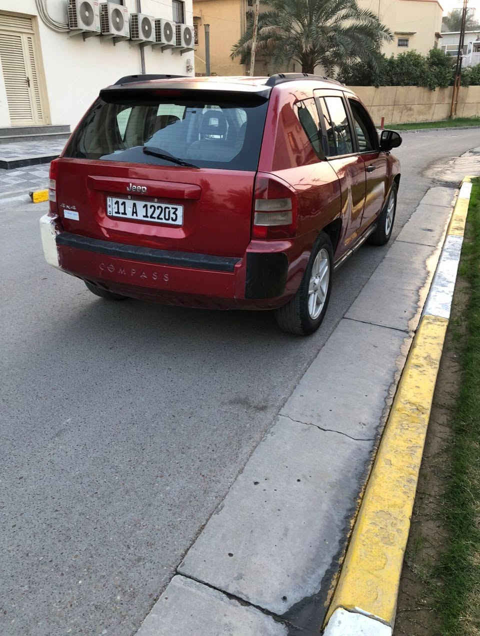 السلام عليكم 
للبيع جيب كومباس 
موديل 2007
رقم بغداد دولي 
بسمي سنويه وهزه جديد 
محرك كير مكفولات 
محرك 4سلندر 2400
حادث جاملغ امامي 
بيها اربع قطع صبغ
اثر جراد وعندي صورها قبل الصبغ
الصدر الامامي بي ملاحظات 
مكان السيارة بغداد حي الجامعه 
السعر 63 وبي مجال انشاء الله
***********
*********** بغداد, العراق
