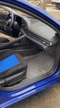 السيارة حلوة ونضيفة استخدام بيت ومبيهة نقص 
السعر 165 وبيهة مجال 
  
1-حادثهة الجاملغ من جوة وصبغ بقبق الجنطة من جوة الرقم فقط الباقي كلة مكفول من الصبغ وبيهة شخوط بسيطة جدا 
السونار والحادث بلمنشور 
رقم بغداد بسمي
تحكم ستيرن 
 ومثبت سرعة
 بصمة وتشغيل عن بعد 
تدفئة بلكشنات 
سايد بريك كهرباء وكرسي تدفئة واوتو هولد
بيهة انارة بلبيبان وبلدشبول تحكم بلتليفون بيهة ٢٥٠ لون 
مكاني بغداد حي الكوفة ***********
