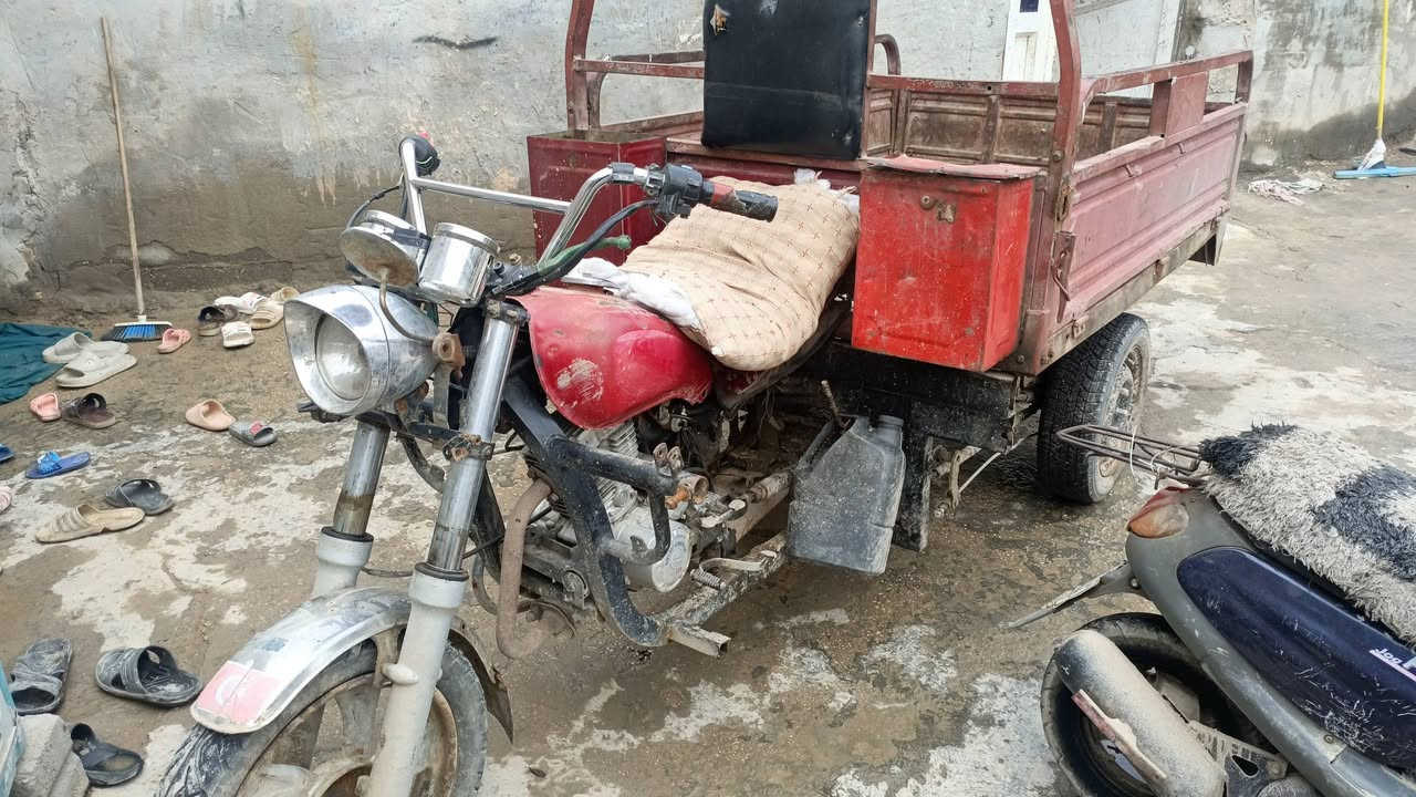 سلام عليكم ستوته 2013 اوراق اصولي محرك 23 عوزهه ضفيره   السعر 850وبيهه مجال ***********
