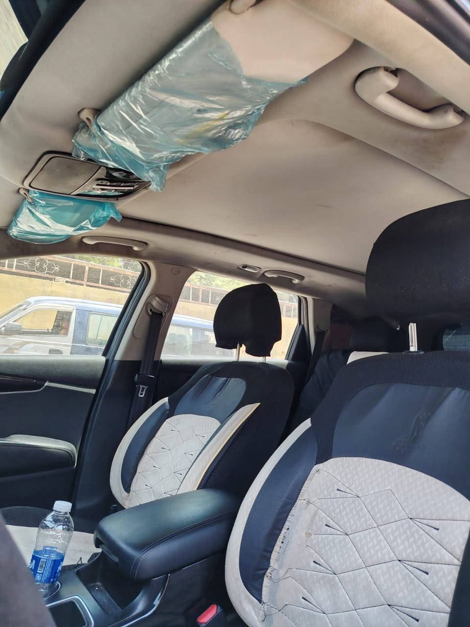 السعر 165 و بيها مجال 
سورنتو ٢٠ وارد امريكي 6سلندر 
منظومة غاز جديدة ٦ لتر إيطالي 
٧ راكب 
فول مواصفات 
بانوراما 
بصمة 
٣ قطع تبريد 
كشنات كهرباء 
تدفئة كشنات
شاشة كبير كار بلاي 
رادارات امامي خلفي جانبي 
جلد اسود 
ماشية ١٣٨ الف كم 
سونار موجود 
السعر ١٦٥ بي مجال
مكان السيارة بغداد شارع فلسطين 
للتواصل 
***********
