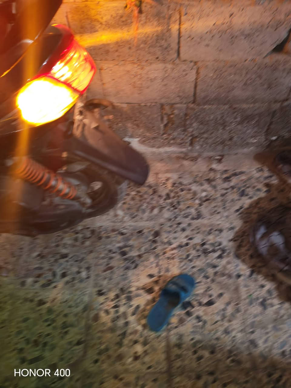 السلام عليكم دراجه ماكس للبيع دراجه كوري 140 السرعه محافظه بغداد السعر 750 رقمي*********** محرك جديد دراجه مال رمبه
