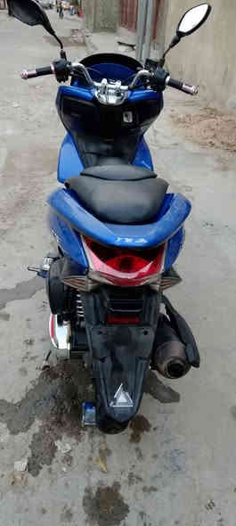 لبيع  جيل الاول 
بيه بيه تبخير قليل جدا 
بغداد البياع 
سعر  مليون  ***********
