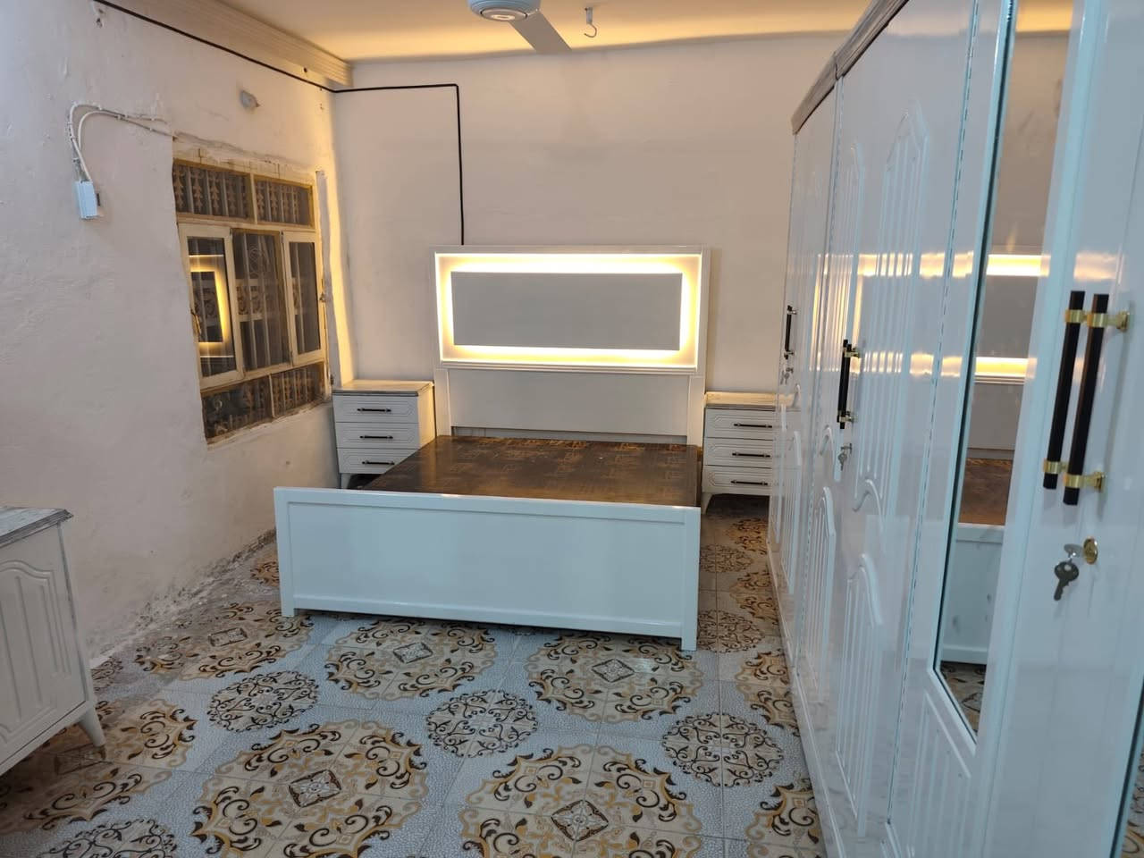 #الديوانية هذوله الابطال شباب من اهلي الديوانية بدعو وخلو المحافظات كله تسولف بيهم يشتغلون تسكام غرف نوم وكلشي وباي شكل اطلبه ايطالي تركي باليعجبك فنانين الى درجة ونفسيتهم تخبل وسعار كلش حلو يستاهلون الدعم عنوانهم ديوانية الإسكان مقابيل جامع الهدى قرب بانزين خانه 
للاتصال ***********
تفاصيل اول تعليق ❤️👇
