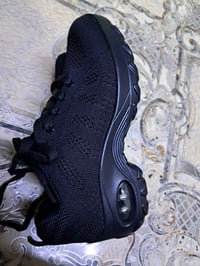 حذاء • مقاس ٣٧