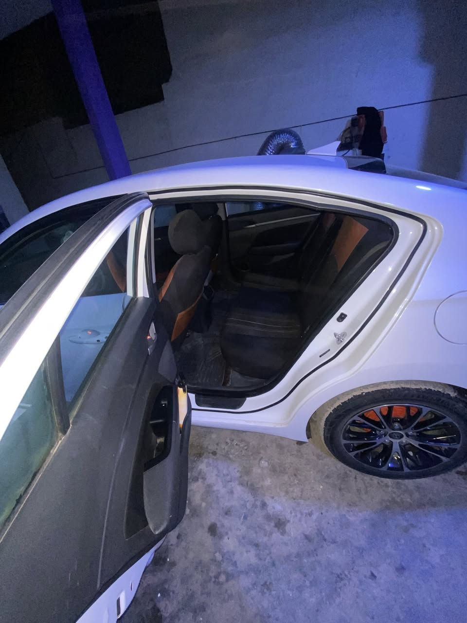 سلام عليكم النتره 2017 وار د امريكي   حادثه جاملق ايسر بدون دواخل وايرباك  سياره فول موصفات بصمه فتحه 
كشنات كهربائي  ***********
