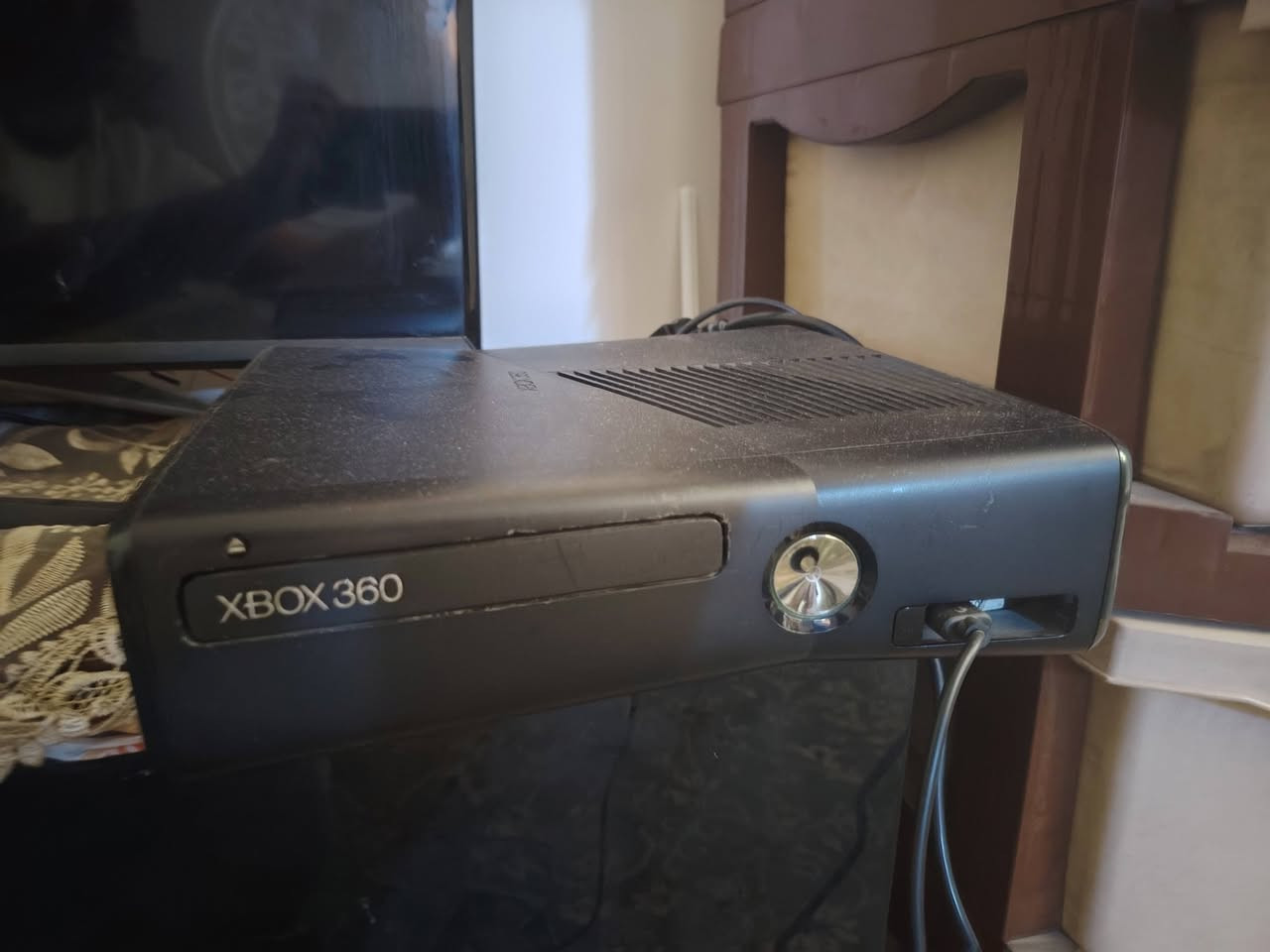 XBOX 360
نضيف مع هارد العاب بي 20 لعبة
ومحولة جديدة
العنوان /بغداد
الرقم/***********
السعر /135 وبي مجال
