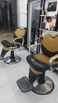 كراسي حلاقة • بيع وحدة • واسـط النعمانية