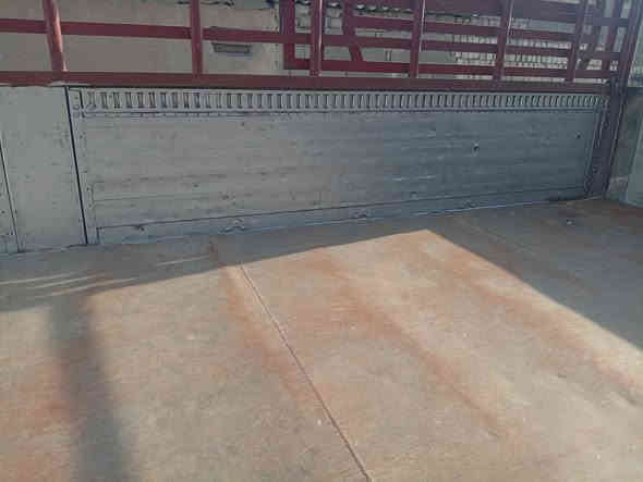 السلام عليكم
اصفاح قطعتين  
طولهم 6  وربع
ارتفاع 70
 العنوان البصرة 
السعر 5اوراق 
***********
