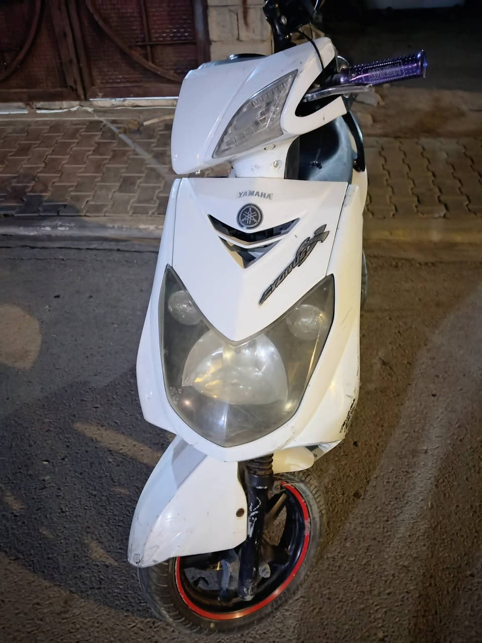 السلام عليكم دراجة سكنس فحل ياباني للبيع دراجة شغالة سلف هندر كهربائيات كاملة المكينة لا تبخر ولا دخن نقصهة كابريتر تخربط السعر 380 بيهة مجال بسيط العنوان اديالئ التحرير الرقم ***********
