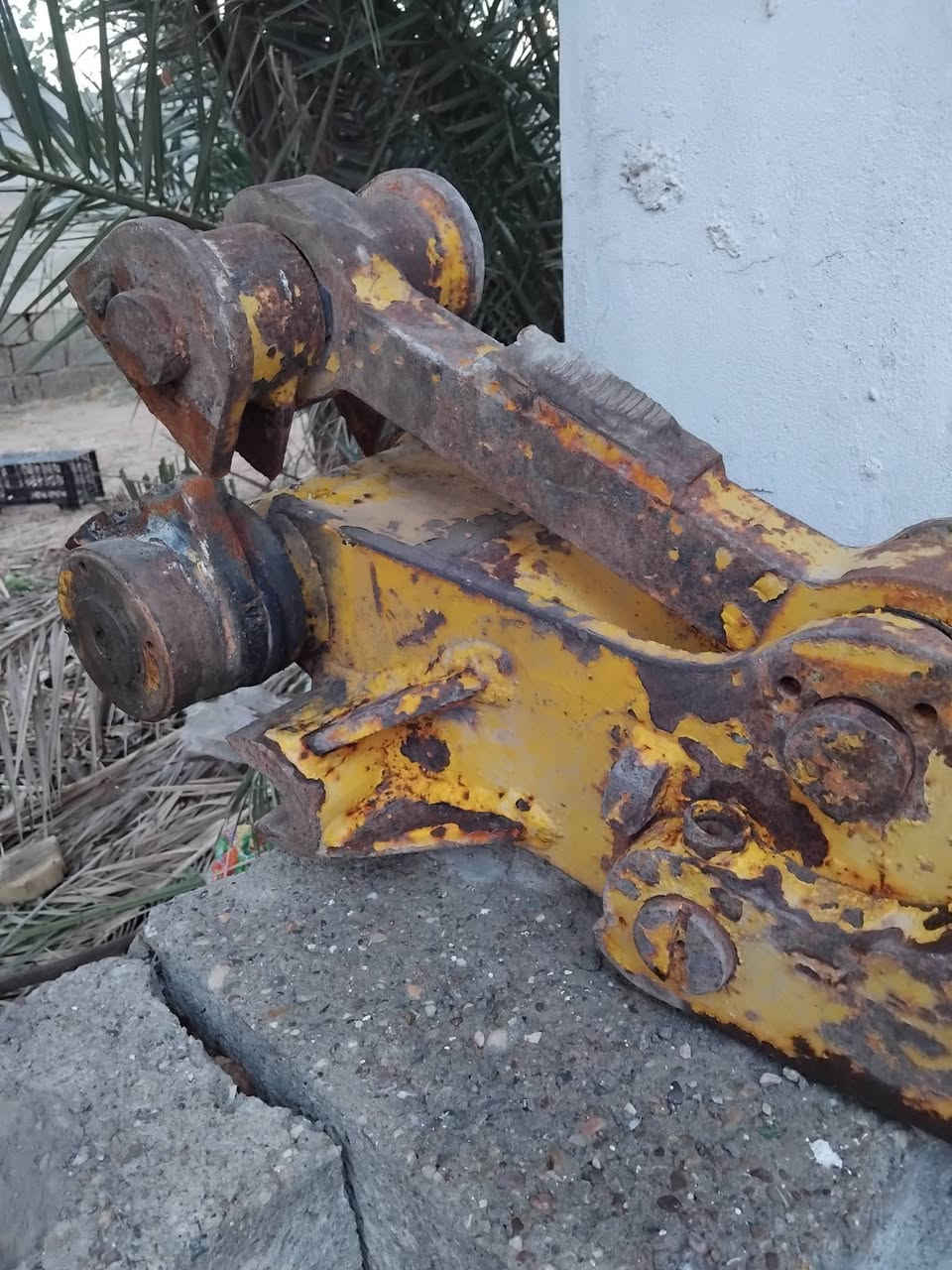 كماشة كيلةحفارة Jcb للبيع للإستفسار الاتصال ***********
