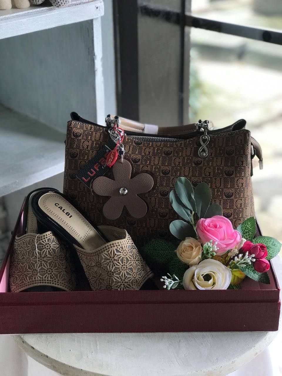 #الي_يحب_هيج_هدايه_عيد_الام 
#او_هدايه_للحب_والاصدقاء_متوفر 
#كله_متوفر_بس_يم_فضه_


**إذا كنت صاحب هذا الإعلان وتريد حذفه لأي سبب، رجاءا أرسل رسالة إلى الدعم الفني**