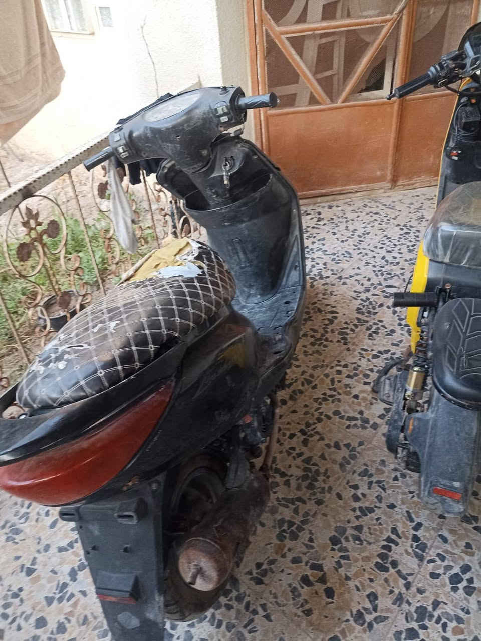 دراجه بريز شغاله وتمام  سعرها ١٥٠ مكان شط العرب جزيره يوبه رقم هاتف 
0771 082 7035 البصرة, العراق
