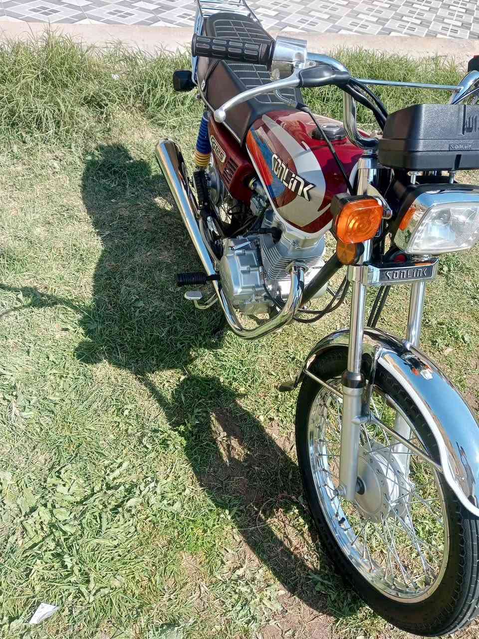 سلام عليكم شباب هاي نامه سونك موديل 25 مكفوله كفاله عامه دراجه ماصرله اهواي من طالعه من الوكيل مكاني حله ابو غرق أو هاذه رقمي ‏‪***********‬‏
