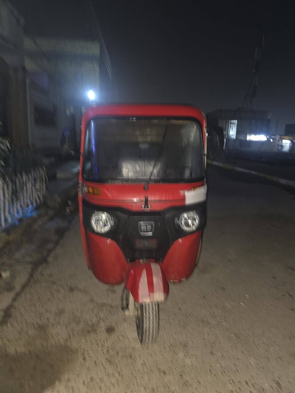 السلام عليكم شباب من رخصت مدير الكروب تكتك لبيع 2024 مثل ما محلكم بل بفيديو السعر خابروبيه خير وتدلل وهاذ رقمي ***********
