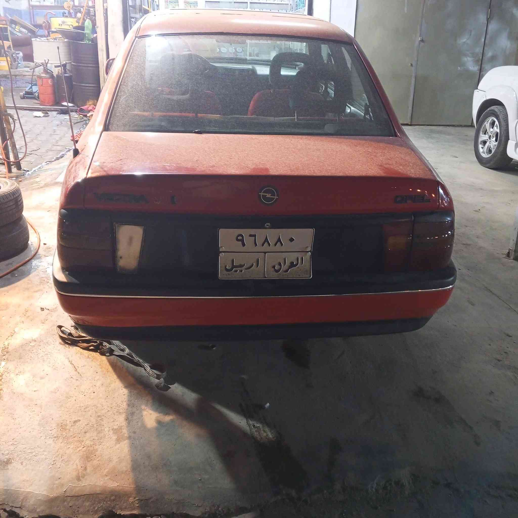 اوبل فيكترا موديل 1991 سنويت ساقت من عشرين دفتر بنزين موجود تحويل وكلا بشرت صرب قوي ما بي سيار حلو نصيف سعر 38 بي مجال عنوان كركوك بنجا علي رقم هاتف ***********
