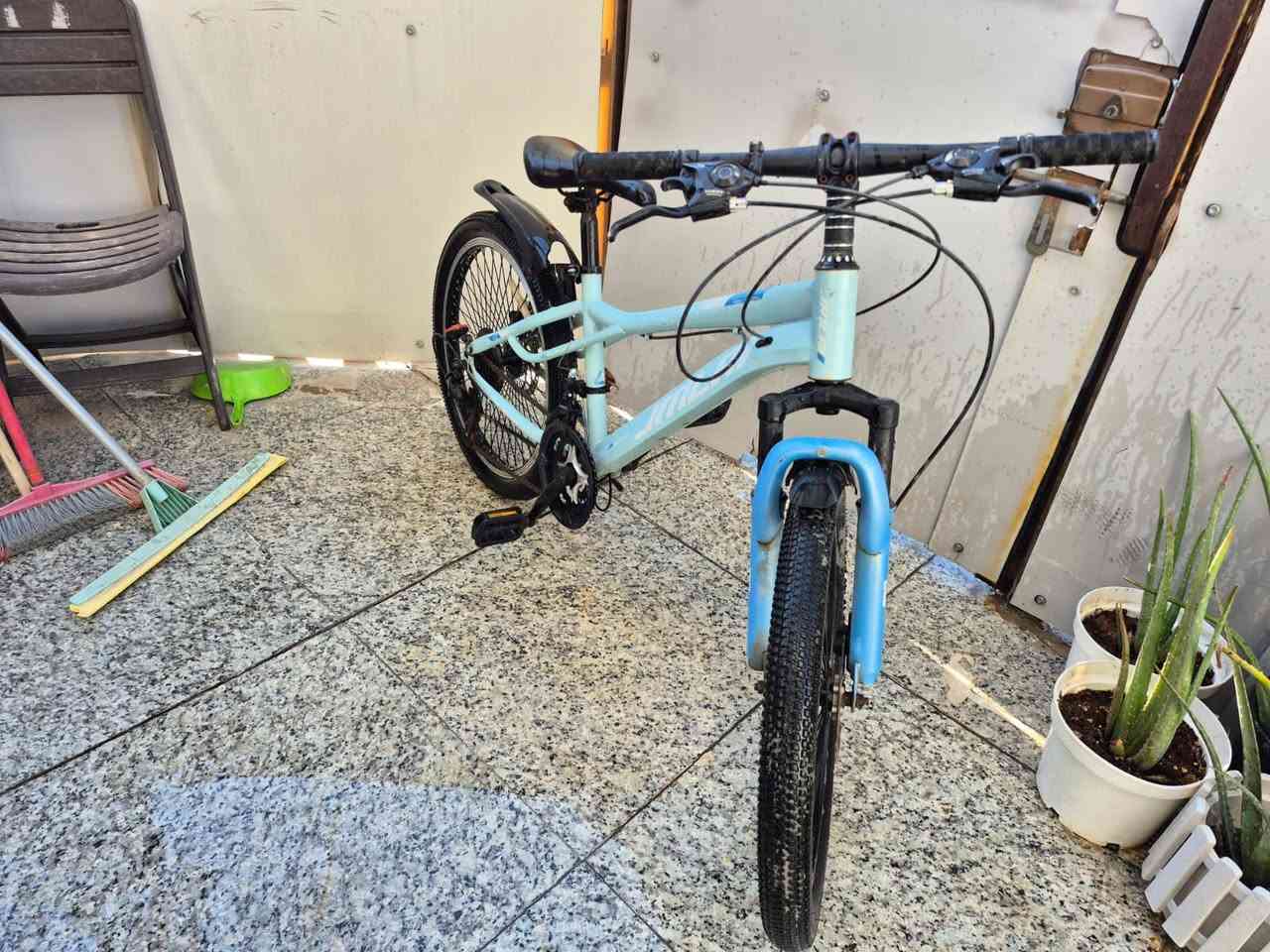 قياس ٢٢
كير 7 نمر 
كير ثاني 3 نمر 
نضافة 99 ‎%‎ 
موضح بالصور 
السعر 75 الف قفل


**إذا كنت صاحب هذا الإعلان وتريد حذفه لأي سبب، رجاءا أرسل رسالة إلى الدعم الفني**