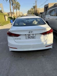 للبيع ٢٠١٧ وارد خليجي مكفولة من صبغ سعره ١٥٢ مكان سيارة بغداد حي جامعة...