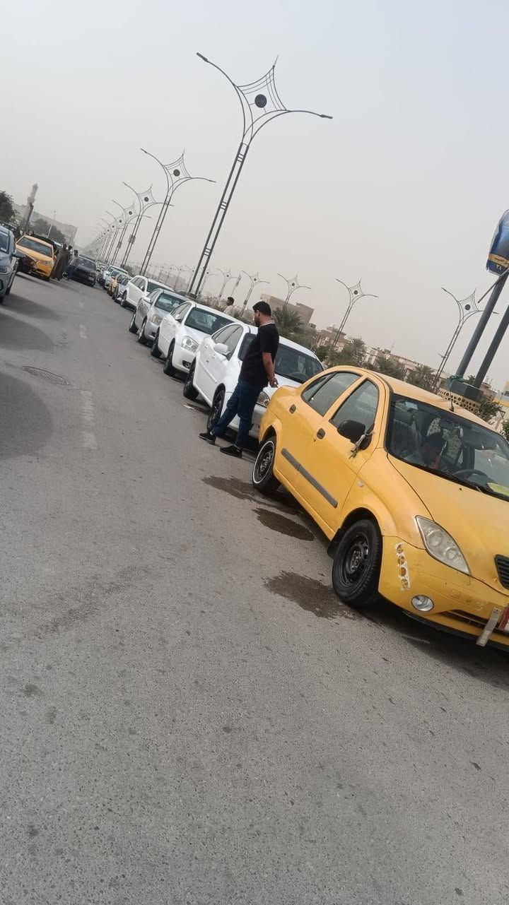 السلام عليكم طيبه البيع موديل 2015 سياره جاهزه محرك وكير مكفولات حداديه جديه تخم تاير رقم السياره ذي قار  *********** عنوان الناصريه مركز المدينه 
السعر33 وبيه جمال
