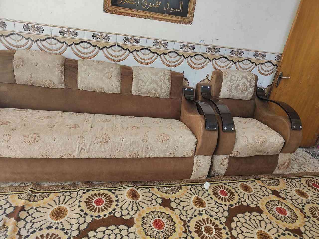 تخم للبيع 9مقاعد للاستفسار***********او المراسلة على الخاص
