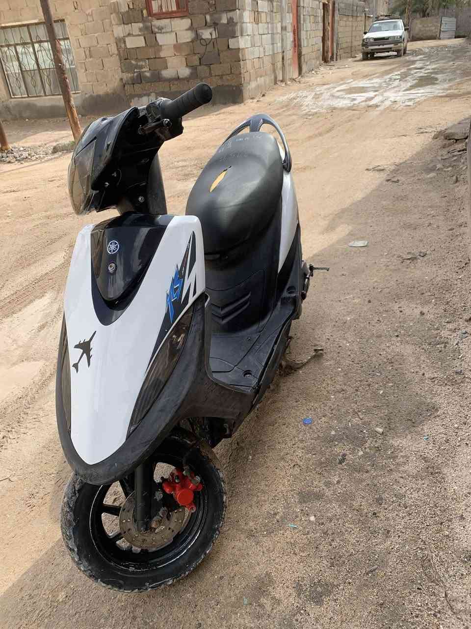 ماكس بلاديه ما مفتوحه صارلها شهرين من طالعه من الرمبه نقصها بس باتري كلشي شغال  محتاج واريد أبيع 950  مكاني البصره ابي الخصيب حمدان  متواجد ع الرقم فقط ع الشريحه ***********
