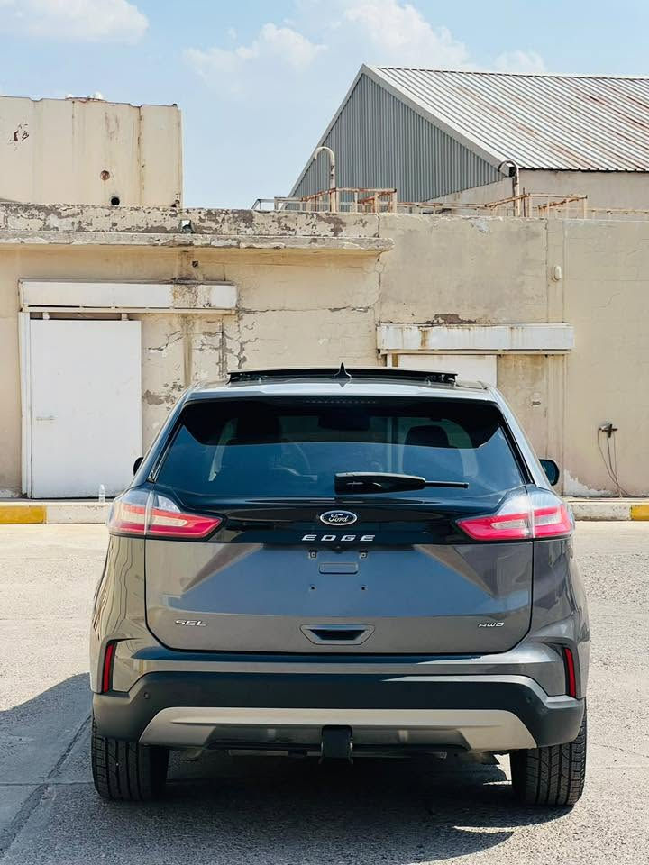 فورت ايدج. 2024. SEL. AWD
فول ماصفات. سعرر 155$ 
نص بونيد جملخ بدون دواخل ارباك سيستم
***********واتس اب
