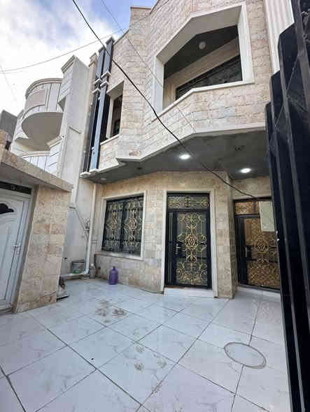 دار 150 متر للبيع 
الواجهه 6 النزال 25 متر
يحتوي على استقبال ومطبخ و4غرف نوم وحمامين 
حي الجهاد ديوان المخابرات 
للاستفسار الاتصال على 
*********** 
***********
يوجد لدينا عروض في جميع مناطق حي الجهاد

#منزل #بغداد #حي_الجهاد #عقارات #للبيع #عقار #منازل #ريلزات #ريلز #اكسبلور #عقارات #عقار #العراق #حي_الجهاد #بغداد #المنصور #الجادرية #اكسبلور #ريلز #الحارثية #مول #المنصور #تصويري #بيت #مهندس #مقاول #بناء #ترميم #اكسبلور_فولو #اكسبلور_explore
