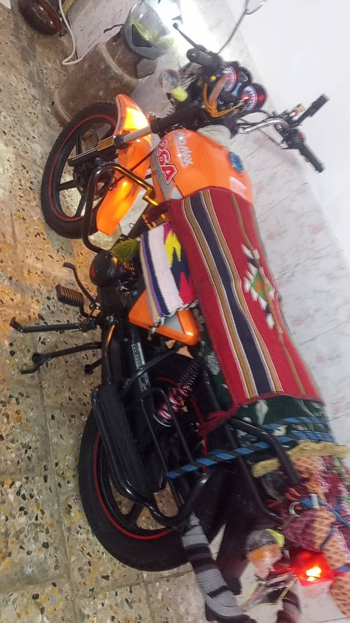 للبيع موديل ٢٦ نفخ نضافه مثل مشوف بصوره طك كارتون نضيف  للبيع واحد او ٦٠٠ بيه مجال بصيط للطيبين 
عنوان كربلاء ***********
اذا مو شراي لاتعبني وتكسر بحلال العالم ماطور ناشف 
سكنر
