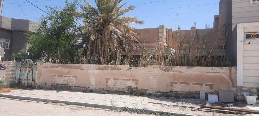 بيت للبيع في حي الرساله (ام العصافير) نزلة الصناعة ركن مساحة 300م بناء التسعينات خلف مدرسة الشهيد عادل مقابل شارع بغداد قابل للسكن وبالامكان استخدامه كأقسام للطلاب موقع مميز للاستفسار الاتصال على الارقام التالية
***********

***********

***********

مكتب الساعي للعقارات  🧿🧿🧿

#العنوان سايدين حي الشرطة
