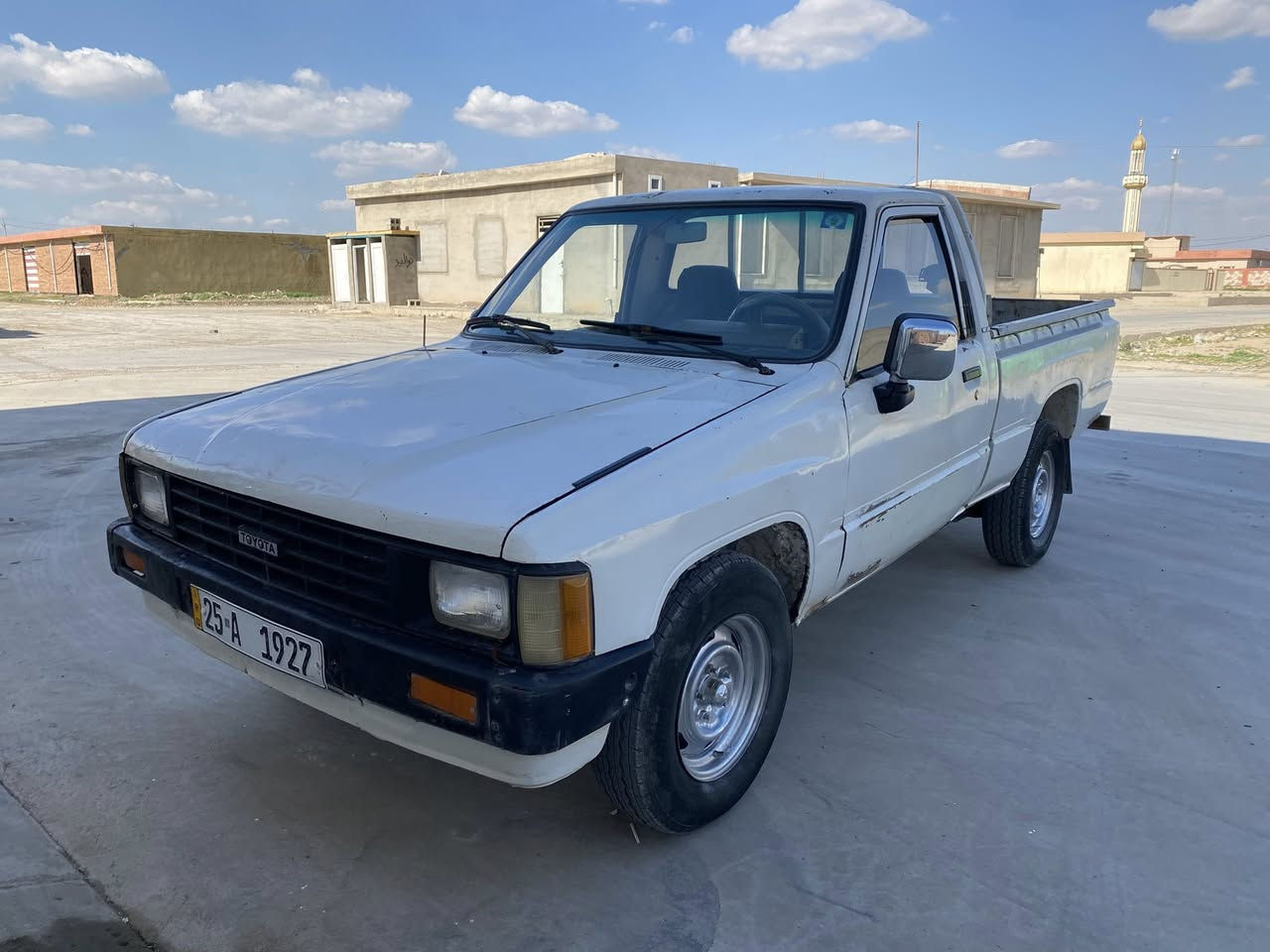 سلام عليكم للبيع  85 رقم كركوك  مشروع وطني رقم إنكليزي شرط تحويل سنويه جديده 2030 رقم( مميز ) محرك مكفول شرط سياره حلوه نضيفه جاهزه من كلشي  سياره مالت جناي  #سعر33 مكان كركوك ***********
