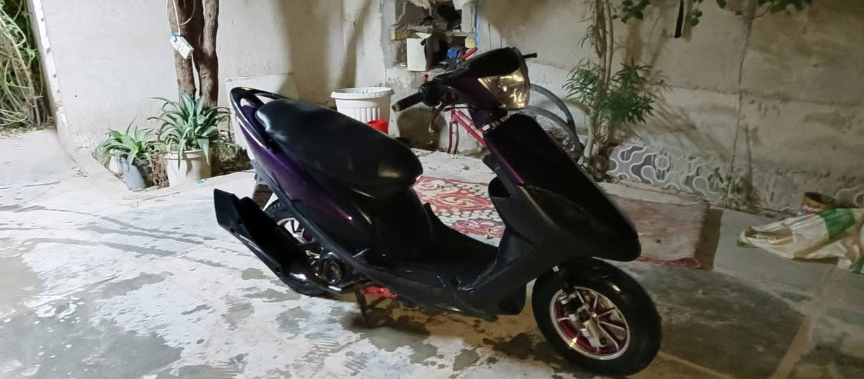 السلام عليكم درجة مكس عدل البيع مفتوح مره وحد مبدل بوشه +كزوز رياضي كربائيت كله شغله  المكين مشاء الله  مدريه الكل جمعه بدل دهن  اني  السعر 600 وبيه مجال حك الجي مكاني بصره قضاء المدينه منطقة الخاص الرقم *********** بس وتساب
