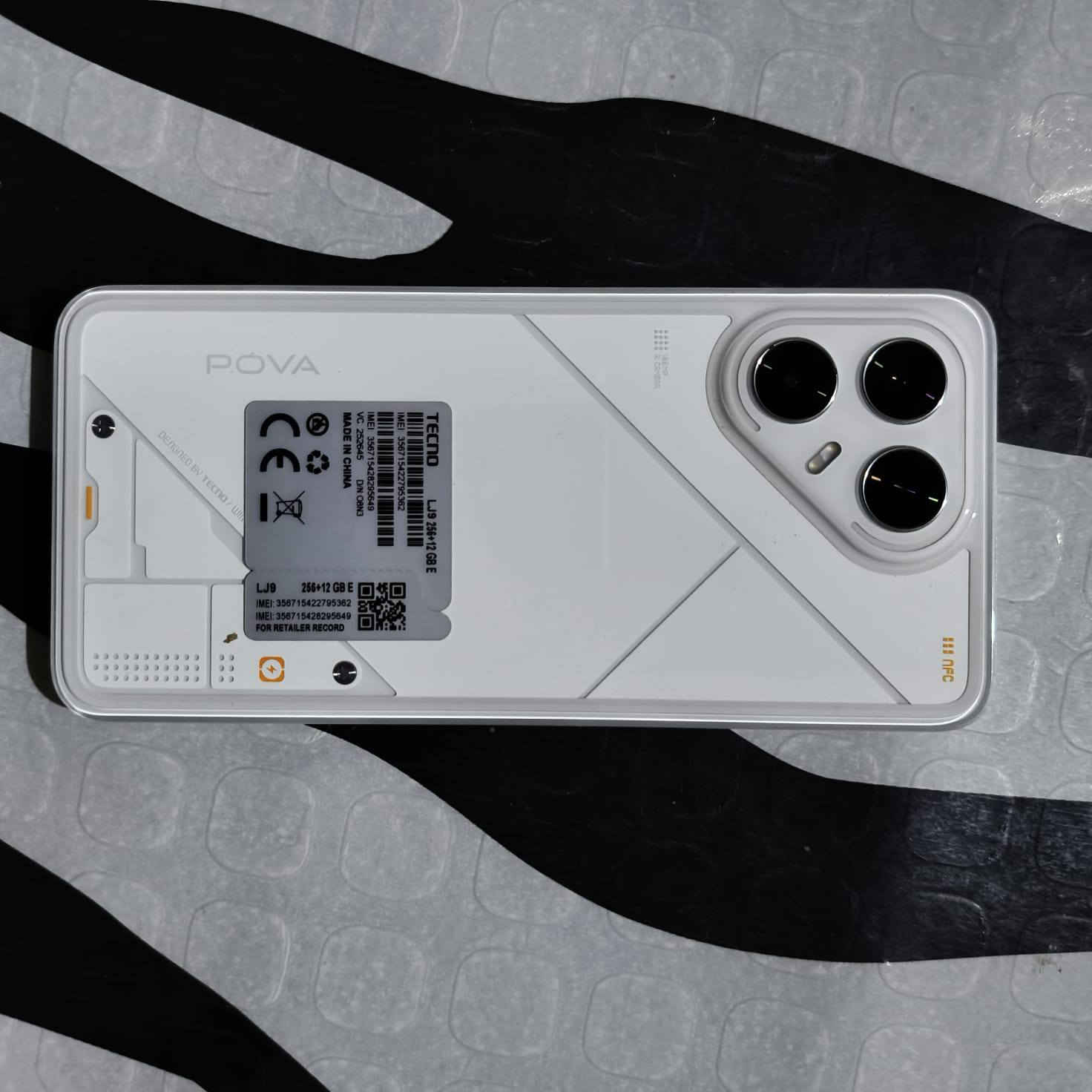 جهاز تكنوو شرط مامستخدم اقل من شهر
ذاكره ٢٥٠  اذا عندك مراوس عادي السعر خاص


**إذا كنت صاحب هذا الإعلان وتريد حذفه لأي سبب، رجاءا أرسل رسالة إلى الدعم الفني**