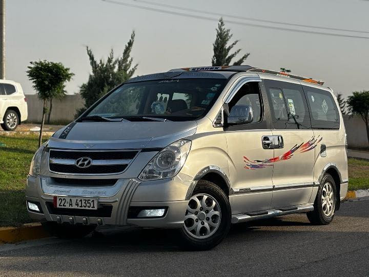 2009 grand starex  للبيع فقط🛑
🛑ضرر السيارة شبرين صبغ بل جنطة فقط كفالة عامة من الضربة 
🛑 گير محرك و اكسل بشرط 
🛑صدر امامي خلفي جديد 
🛑 تخم تاير 4 جديد
🛑 السيارة نظيفة و حلوة بشكل 
🛑 گاعية مغلفة قمارة مغلفة نايلون كشنات نظييفة 
🛑تدفئة تبريد بشرط
السيارة متعوب عليهة و رقم و سنوية و هزة بشرط تحويل ثاني يوم بالنسبة للسعر خاص الاستفسار *********** بي واتساب( ملاحظة) اني مكلف بل نشر (سعر السيارة 135 )
