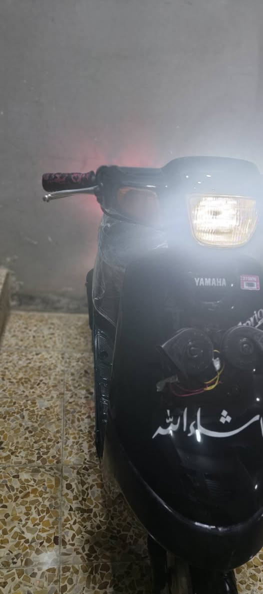 سلام عليكم بوتين جديد كيج بانزين شغال هورن لايت بك لايت سلف كلو شغال شاصي شرط مكينه خرسه معدل يعبر ال 60 دراجه بعدها جديده السعر 375 وبيها مجال لل طيبين رقم الهاتف ***********
