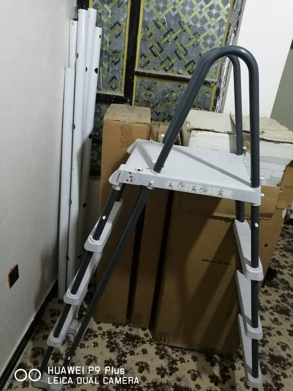 الجو هذا 🥵 مال هيج مسبح بالبيت 🥶😍
مسبح نضيف ( استخدام سنه كامله )

الطول: 4 مترات
العرض: 2 متر
الارتفاع: 1.22 متر

مع المنفاخ ماله حجم كبير، والدرج الخاص بي، كما موضح بالصور

ليفيده يراسلني خاص نتفق على السعر، ما عندي سعر ببالي لكن ما اريد واحد يكسر بي جزاكم الله خيرا


**إذا كنت صاحب هذا الإعلان وتريد حذفه لأي سبب، رجاءا أرسل رسالة إلى الدعم الفني**