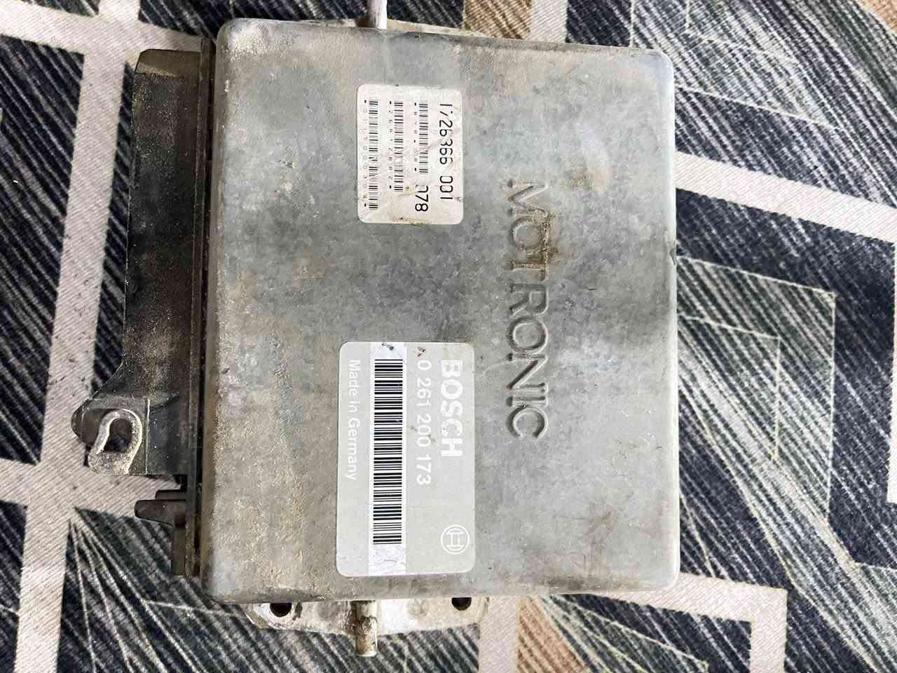 غراض زعره للبيع ابيع شلع اب75  *********** مكاني الشعب 
ضفيره تبريد 
ضفيره مكينه 
دبه ماسحات 
عقل شغال ونضيف 
قبضة كير اوتماتيك 
كيج حماوه 
ولباقيات بصور موجودات
