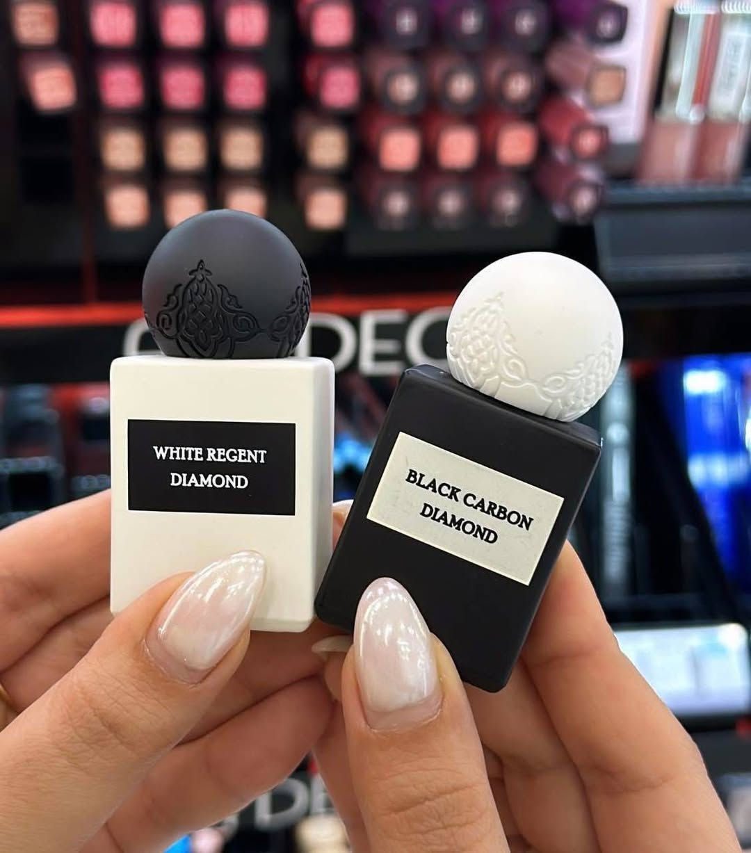 � بكج Diamond Collection – إسراق 💎

6 روائح فاخرة تناسب كل الأذواق والمناسبات �
✨ 
•  المرجان الناعم – Nude Coral Diamond
• الروح الزمردية – Emerald Soul Diamond
• الريجنت البيضاء – White Regent Diamond
• الكربون الأسود – Black Carbon Diamond
• اللؤلؤ الرمادي – Grey Pearl Diamond
• القلب البنفسجي – Purple Heart Diamond

عطور فاخرة بتركيبة راقية وثبات يليق بكِ.

📦 البكج كامل – 6 عطور
💰 السعر: 20,000 
متوفر توصيل جميع محافظات 
للحجز راسل الخاص


**إذا كنت صاحب هذا الإعلان وتريد حذفه لأي سبب، رجاءا أرسل رسالة إلى الدعم الفني**