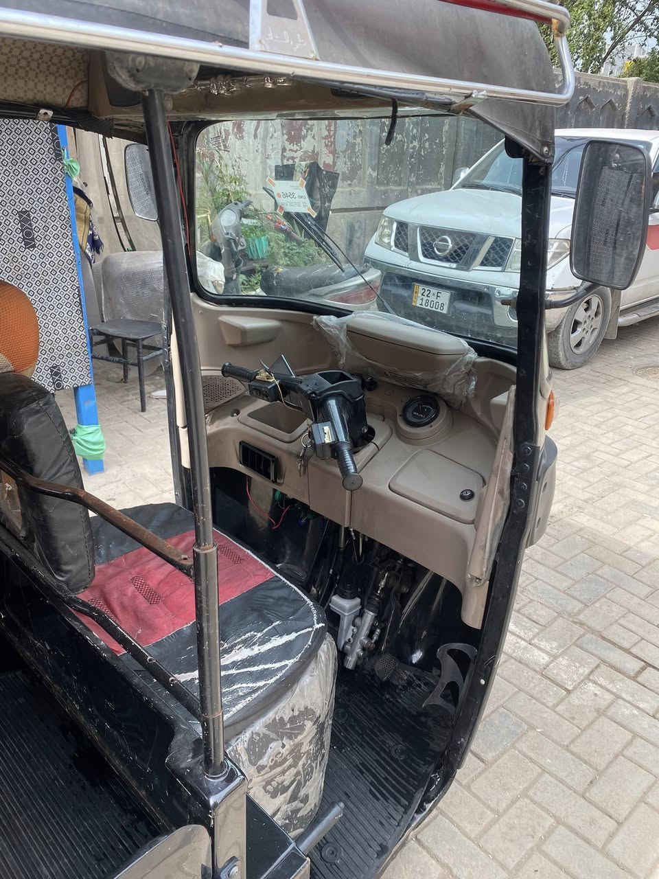 سلام عليكم تكتك2022رقم وسنويه باسمي مكينه نضيفه لا تبخير لا تنقيص  الكشر مثل ممعروض سعر8ونص وبيها مجال للشراي متواجد وتساب***********
